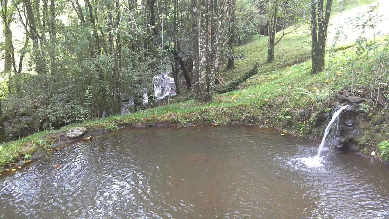 Pousada Recanto Da Vitoria Goncalves Luaran gambar