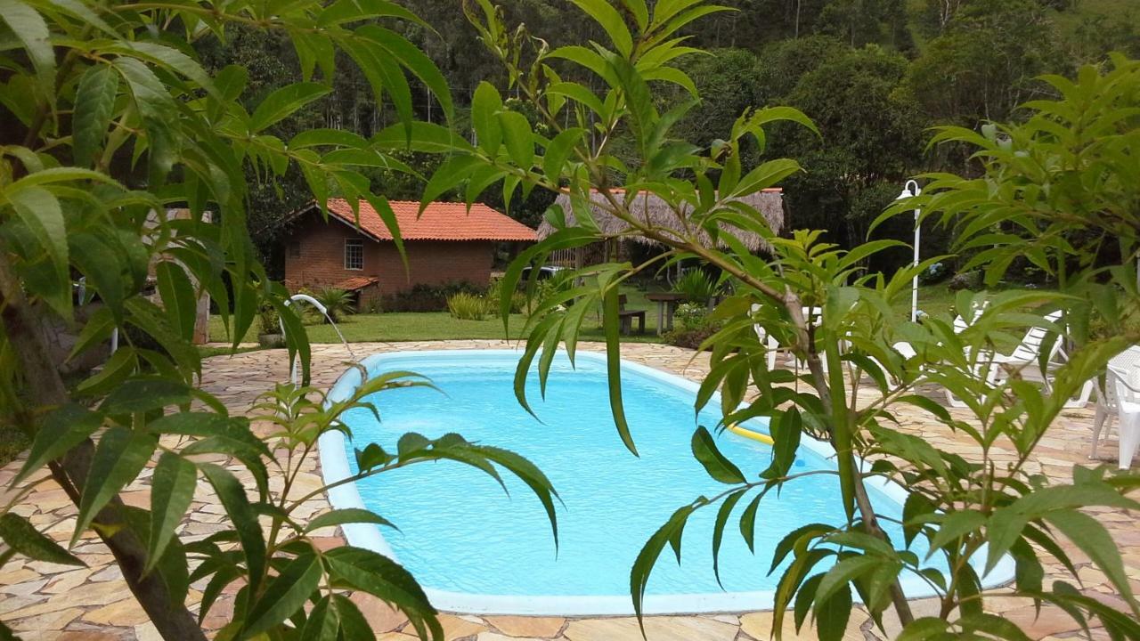 Pousada Recanto Da Vitoria Goncalves Luaran gambar